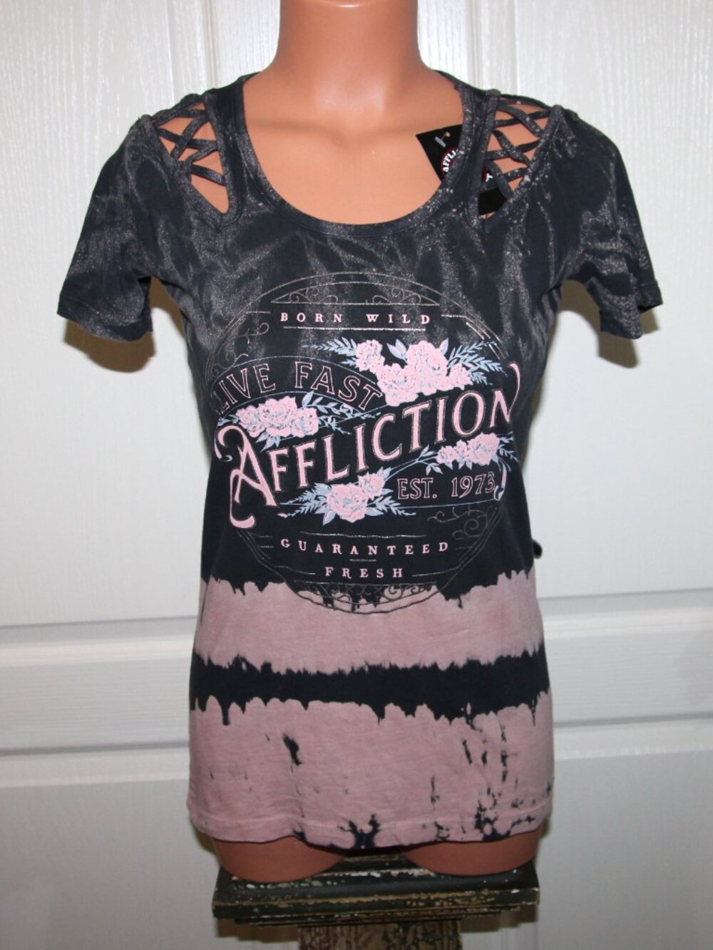 NWT! Ladies AFFLICTION Size XS AC Blackwater Pink & Black Tie Dye Graphic Tee